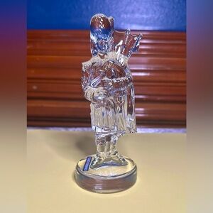 Regal Edinburgh Crystal Kilted Scottish Bagpiper Figurine Made In Scotland